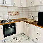 Schei Brasov-скей Apartment *