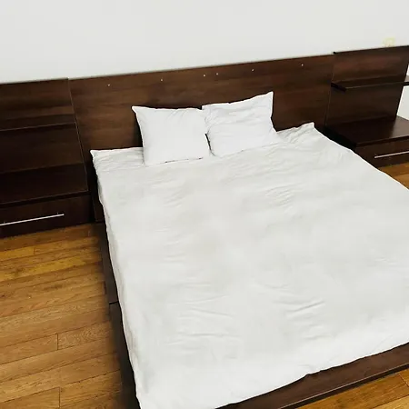 Schei Brasov-скей 아파트 브라쇼브