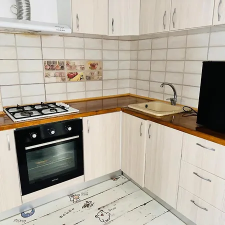 Schei Brasov-скей Apartment *